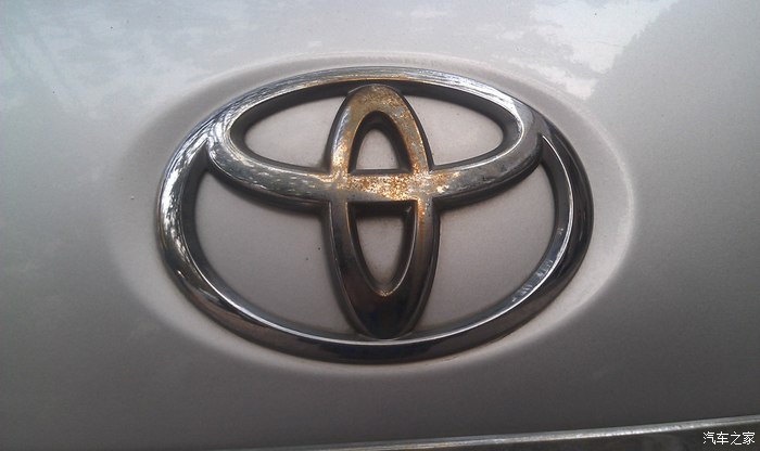 【图】车标生锈的处理方法,成本低还很方便,有图_威驰论坛_汽车之家