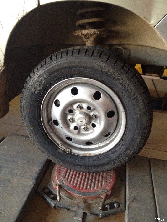 【图】离京返家之换胎……_五菱之光论坛_汽车之家论坛