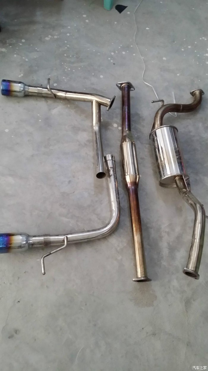 【图】福克斯经典三厢内回压排气管中尾段 跑
