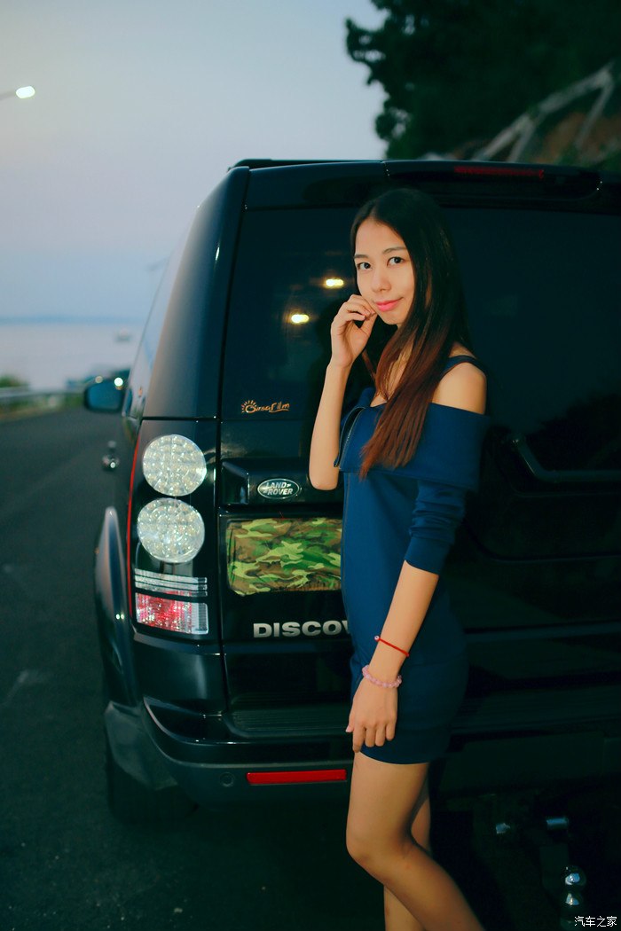 大气"发4"携娇俏小媳妇出游随手拍(媳妇当车模)