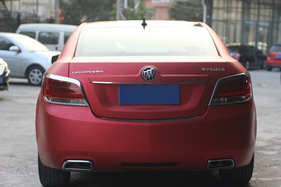 君越改色贴膜,换装亚光电镀红