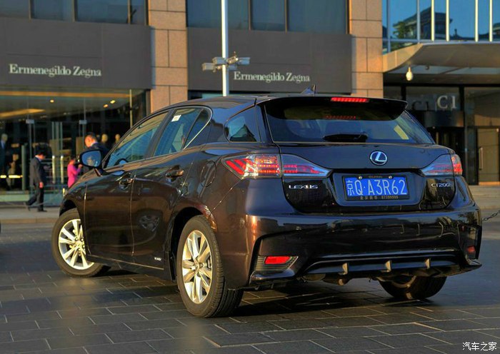 运动暖男-评雷克萨斯ct200h