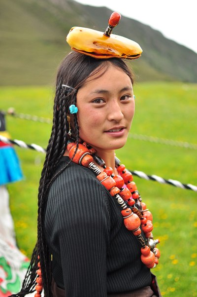 藏地密码之藏族美女6