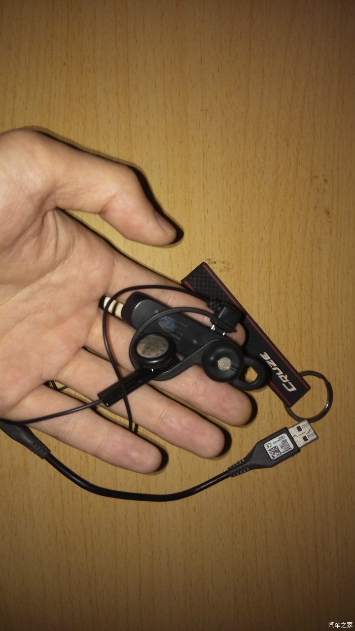 出个捷渡d600睿智版后视镜式行车记录仪一台