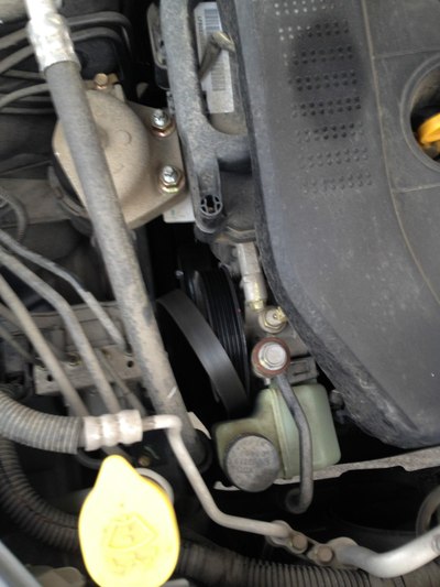 有碰到过 行车中 皮带掉了的么?_奔腾x80论坛_手机汽车之家