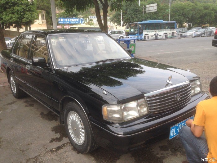 经典老车皇冠千禧版jzs155