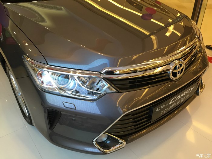速来围观实拍港版2015款凯美瑞