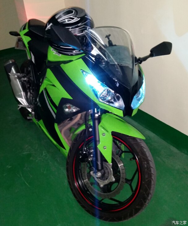 【图】川崎小忍者 ninja 250 大片[增加洗车,调试图片,大灯作业]_川崎