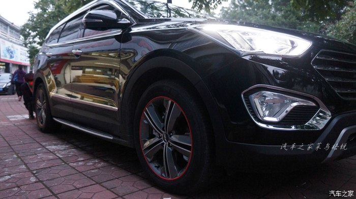 愉快的格锐改装,悲惨的交通,换车标雨挡全车电镀件加装侧踏板