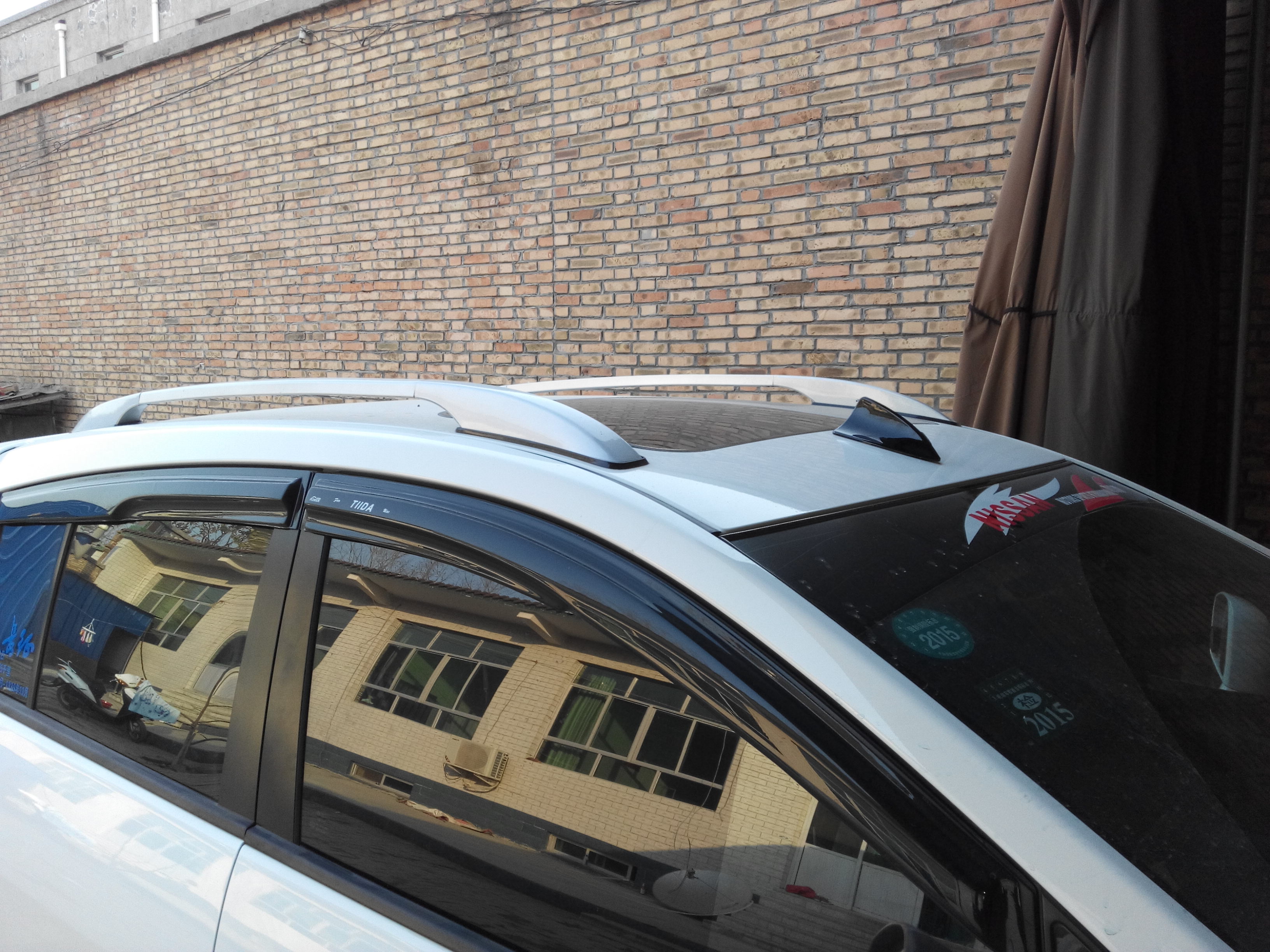 【图】哪位大神装了车顶行李架请晒单参考_启辰r50论坛_汽车之家论坛