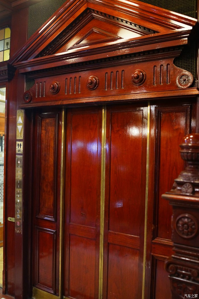 商场还这种老式电梯