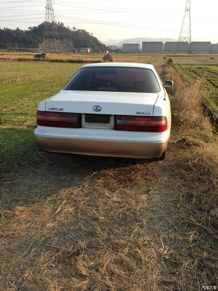 经典老车凌志es300