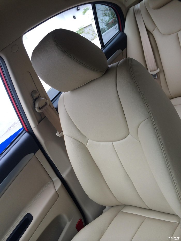 (温州荣威350车友会003)座椅包皮.应该没有人像我这样包的吧?