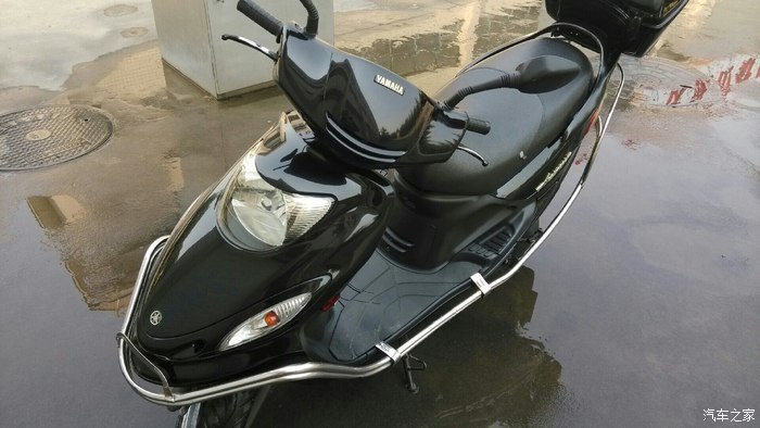 各位求鉴定爱车一辆02年雅马哈巡鹰125如出手还值多少钱