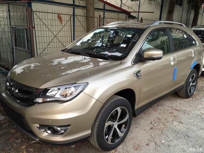 比亚迪s7香槟金色实拍大量高清图片