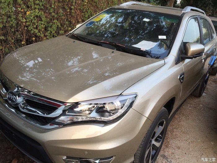 比亚迪s7香槟金色实拍大量高清图片