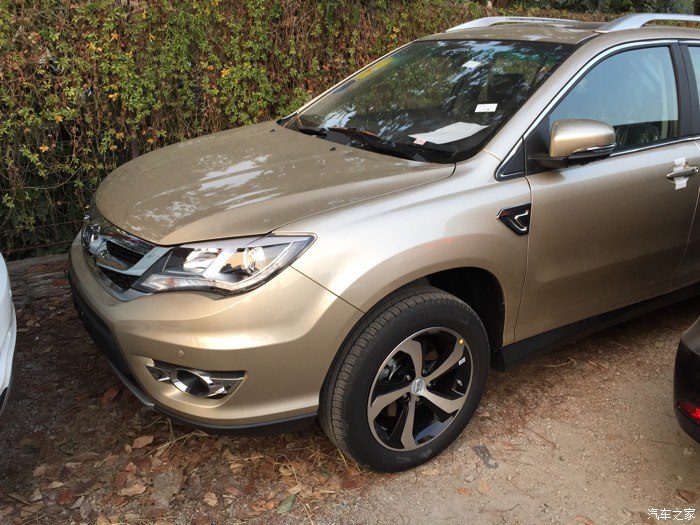 比亚迪s7香槟金色实拍大量高清图片