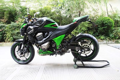 川崎成都的z800改装,完爆z1000.