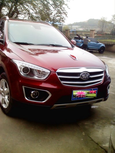 红色的x80加个红旗标志,好看嘛?_奔腾x80论坛_手机汽车之家