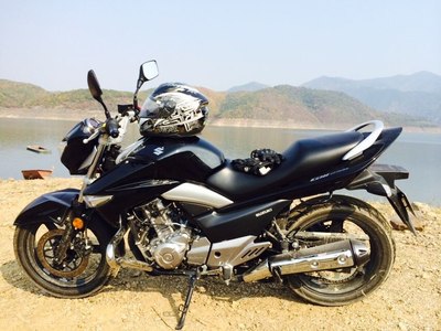 选择贝纳利300还是gw250呢~求给点意见