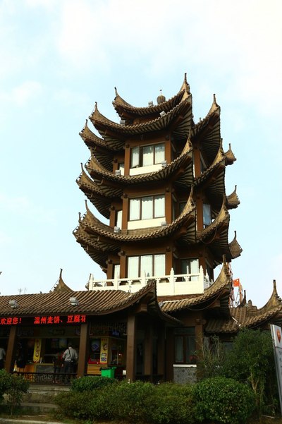 更新完毕三千里路云和月急袭广州看车展会版主1128