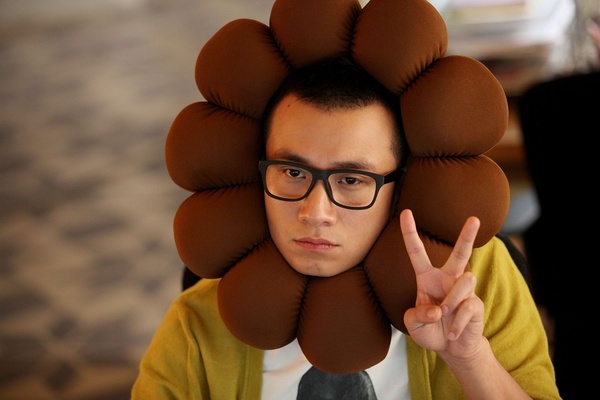 深井冰妹子本来是想吹个泡泡卖萌的