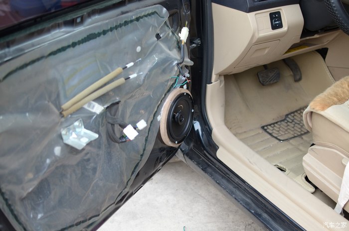 自己动手换音响前门喇叭