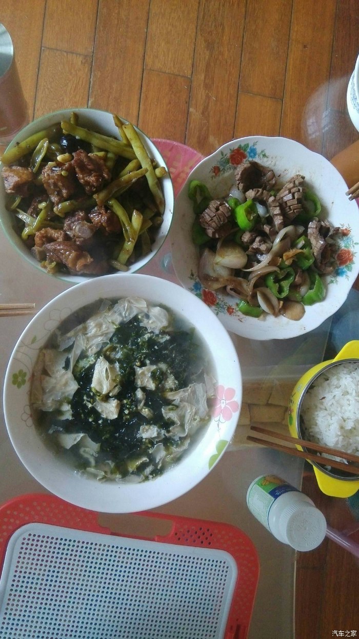 也学红河晒晒美食两菜一汤