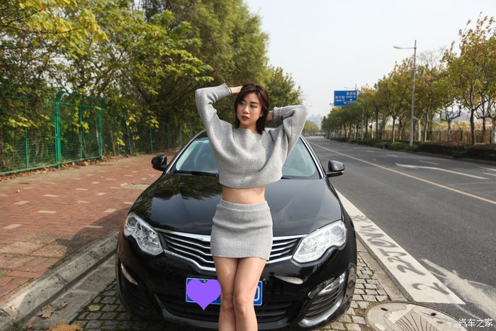 首提黑色550p,自恋老婆拍照ing(更多老婆美照)