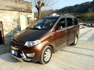 大地棕 贴膜 加装前后保险杠 铺地胶 被破处_五菱宏光论坛_手机汽车之