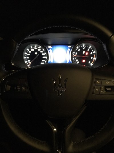 蓝色总裁提车新作(写给面临选车困难的各位车友)_玛莎拉蒂论坛_手机