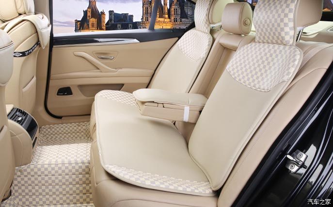 求助米色内饰坐垫配什么颜色好看