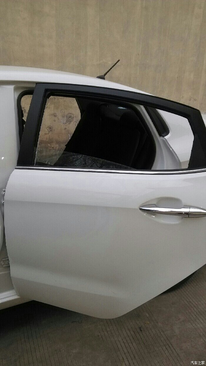 【图】新款k2的后窗问题_起亚k2论坛_汽车之家论坛