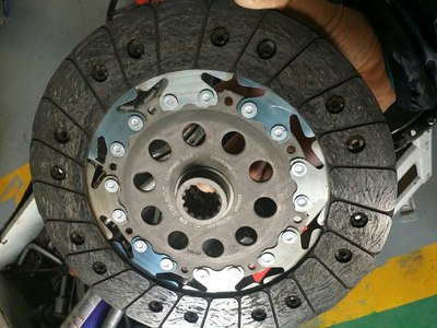 75的离合器片原装与更换的不一样