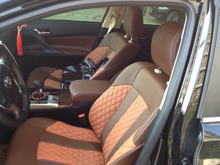 乞丐锐志包座椅真皮.