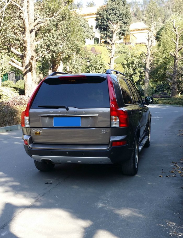 2011款沃尔沃xc90 2.5t顶配 香槟色出售,寻懂此车 爱此车的人士