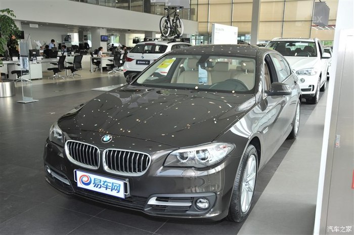 奔驰e32030t宝马53530t二选一