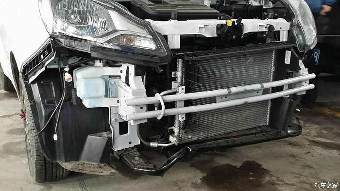 新奔奔撞了撞了惨不忍睹啊