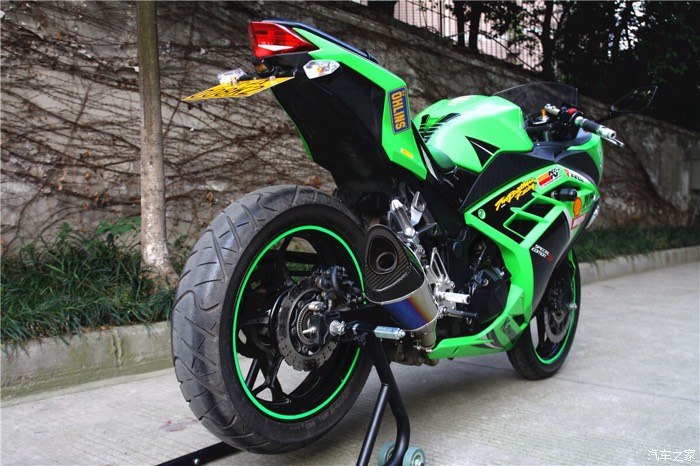 昨天去订车了2014川崎250爆改忍者