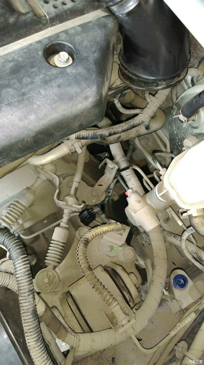 同悦的车速传感器在什么位置,最好上图,请求高手指点