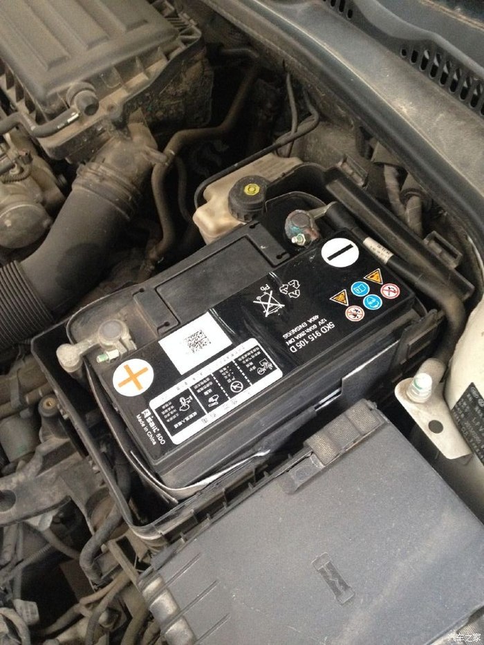 高尔夫6 电瓶 出现这种情况可以索赔吗