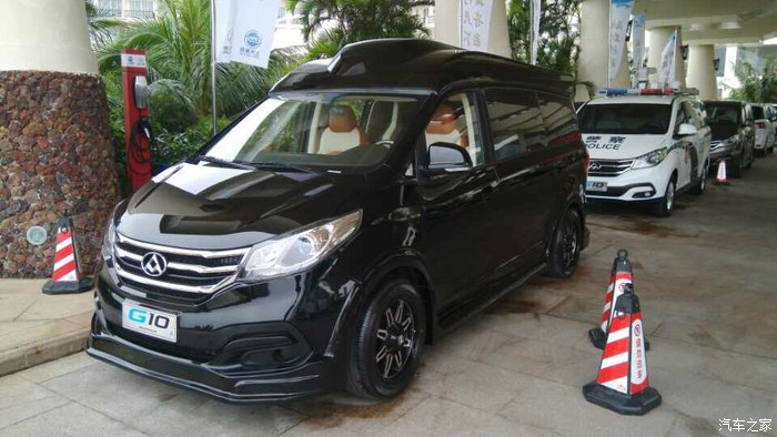 上汽大通新车型图g10豪华改装车和警车等车型内外观57张图