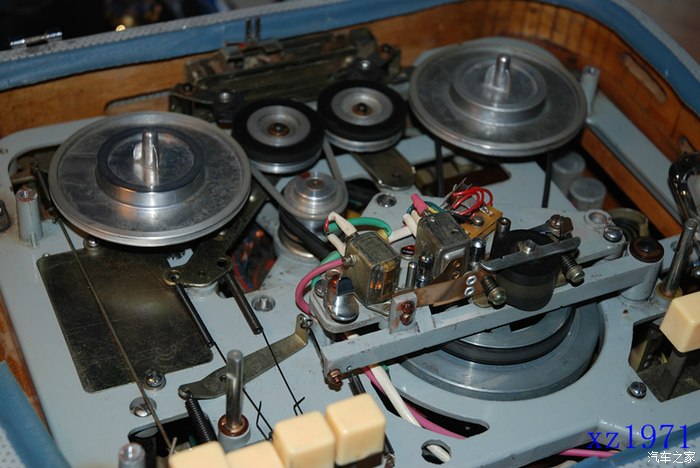 【xz1971】2014最后一天喜得70年代上海产电子管开盘式录音机!