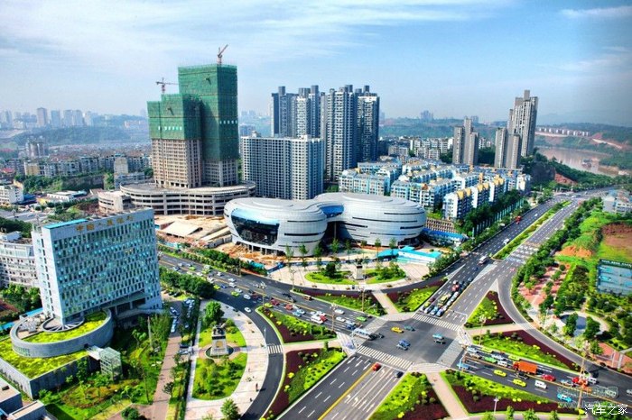 西部偏远小城-酒城泸州引入500辆比亚迪e6纯电动出租车.