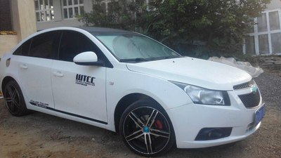 出一套18寸的科鲁兹改装轮毂