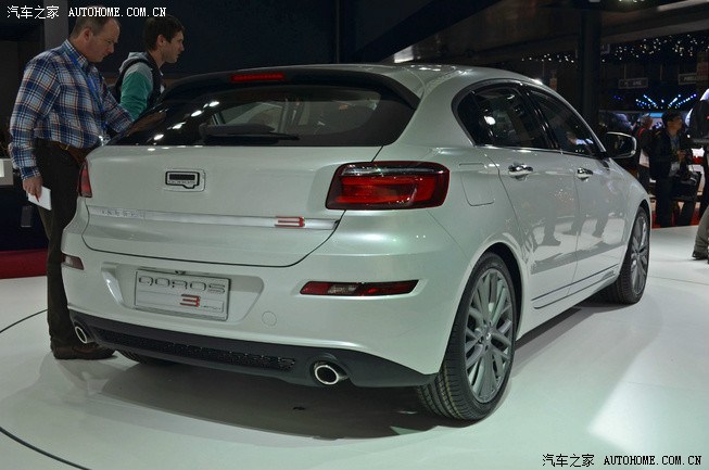 qoros3hatch日内瓦白色展车图片