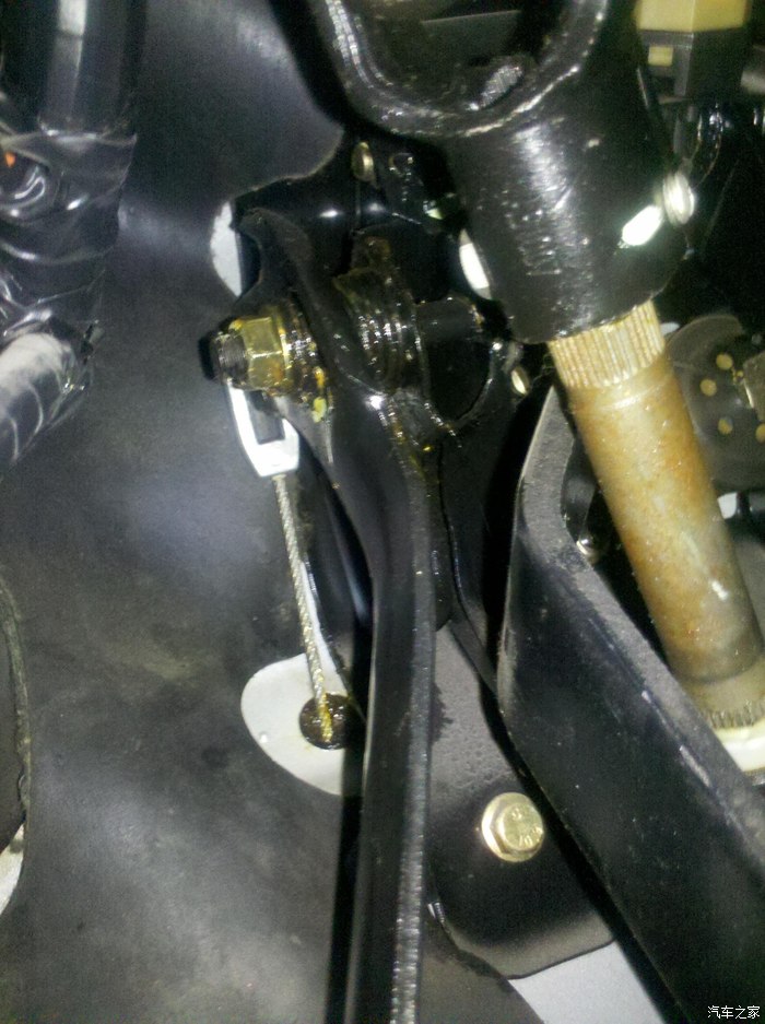 离合器发涩嘎吱嘎吱响咋滴了这是