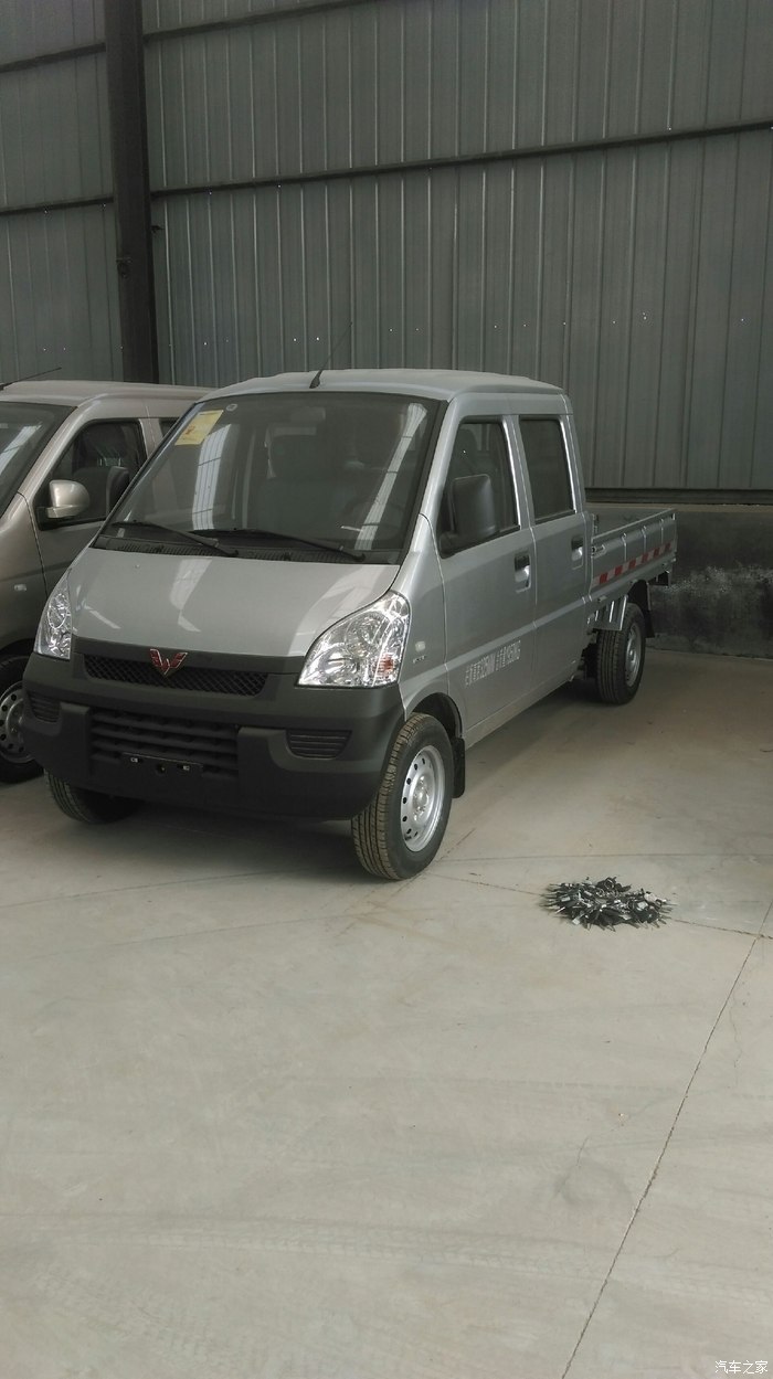 五菱荣光小卡1.5双排河南省内报价