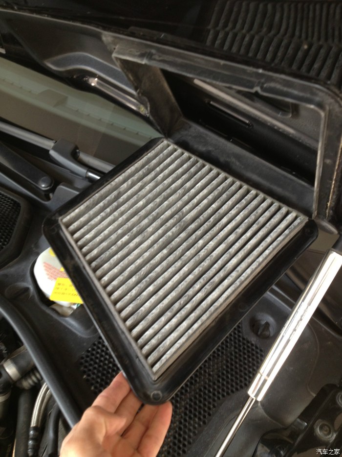 成功拆下空调滤芯分享下拆解方法