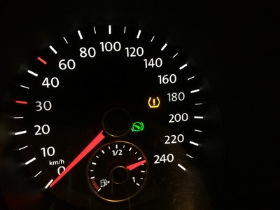 求问一警报灯的含义,谢谢啦_高尔夫论坛_手机汽车之家